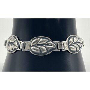Vintage Sterling Silver Articulated Link Leaf Repousse In the Style of Danecraft